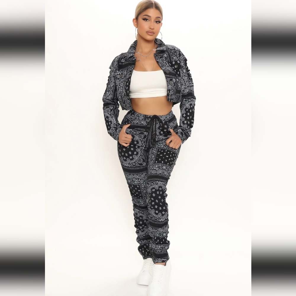 Bandana joggers set nwt - Picture 1 of 3